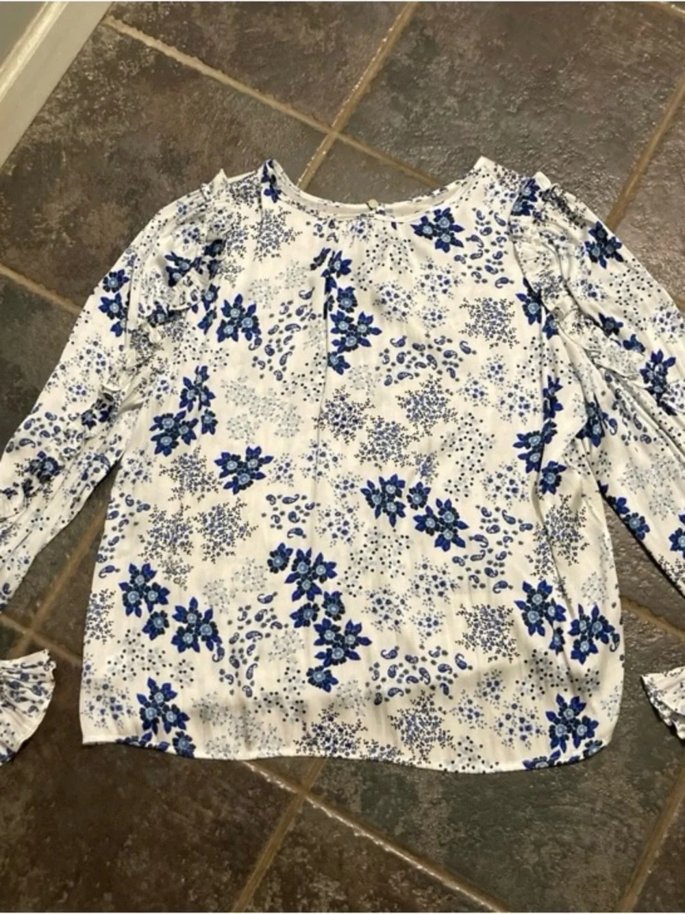 LOFT Floral Mixed Media Ruffle Sleeve Top Size M